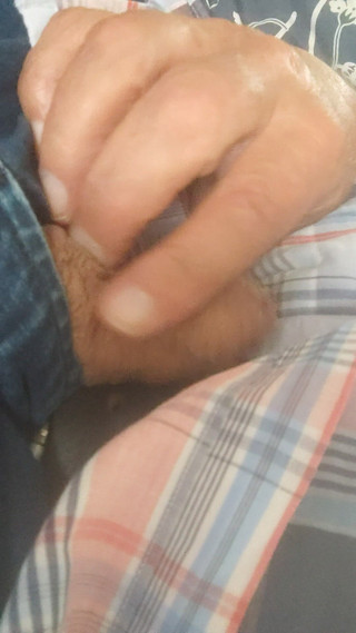 Wanking During Women's Wm