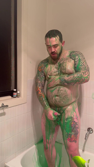 Chubby Bear Covers Himself in Slime and Jerks off