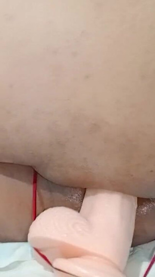 This new toy has a very big head, it hurts me.