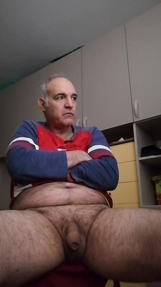 I Play with My Penis and Piss a Lot!