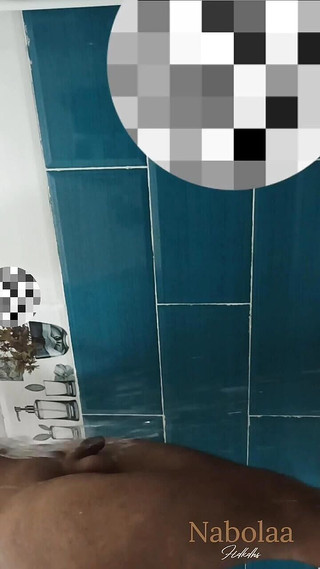 Nabolaa at My Arab Friend's Bathroom