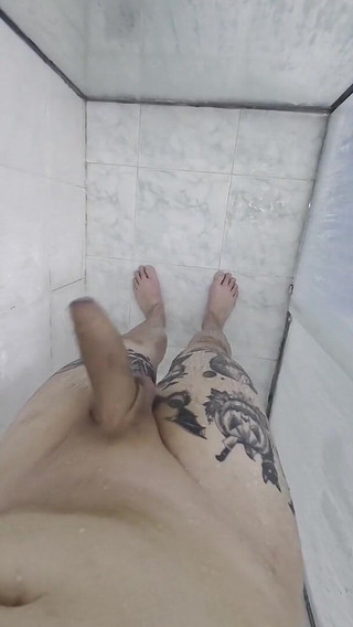 A Very Hot Shower - My Onlyfans Lkingsbr