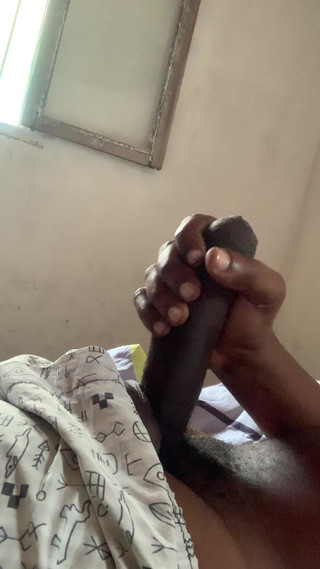 I Can't Stop Imagining This Bitch, She's Hot, She Gives It to Me Like It Should Be