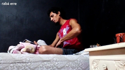 Raba Erre: a Horny Writer Manipulates Himself While Writing..