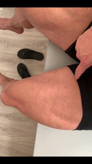 ‪you Are so Small Under My Feet