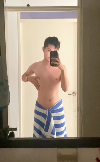 Shower Time with Cum Face Straigth