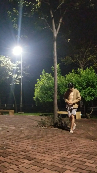 Take off Your Clothes in the Park