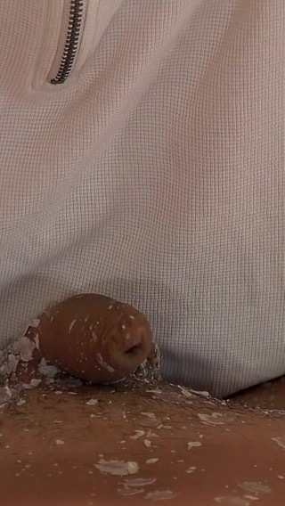 An Intense Edging for Gorgeous Ariel