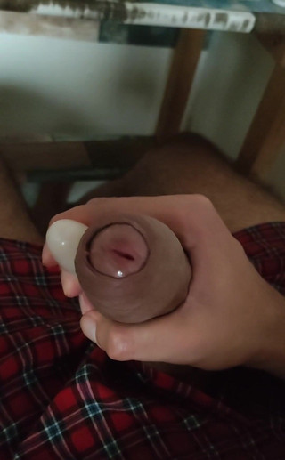 Shooting a big load using a vibrator on my cock I almost hit my face
