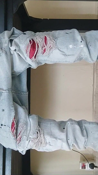 Black with Huge Dick in Streetwear Jerk and Cum (4)