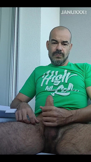 Januxshark - 3051796971