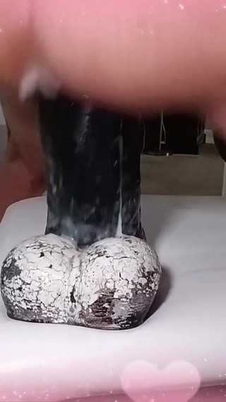 Profundo Y Grueso Regalo Para El Gloton