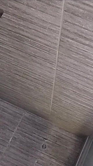 My Tinder Date Gives Me Her Ass in the Shower