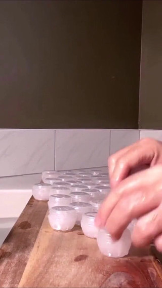 151 136 000 000$ Thief Ass 01