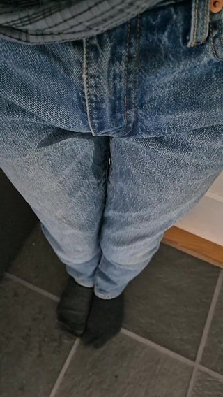 Jeans Piss