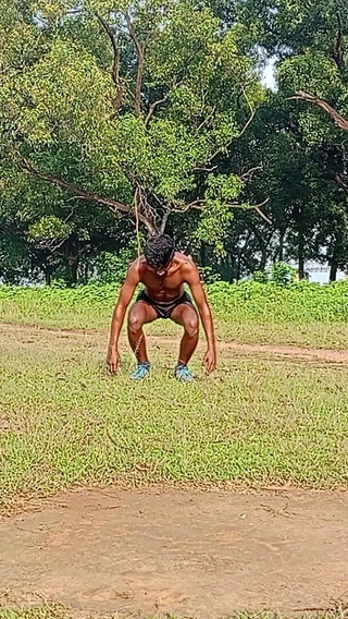 Hila Ne Se Pale Aya Exercise Jarur Karna Din Me 5 Bar Hilao Jonny Sans Ne Kaha Hai