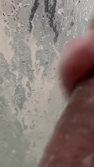 A Cumshot in the Bath