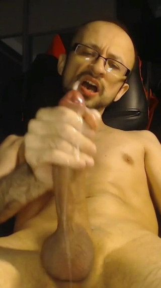 Horny Face When I Cum