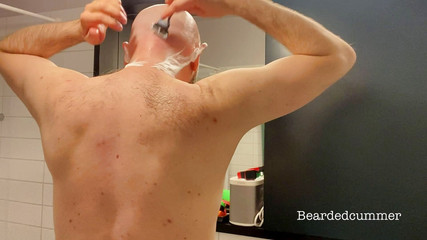 Stepdaddy bear shaves his bald head, no cum