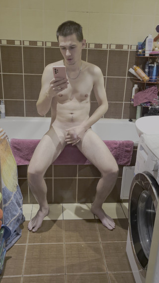 Young Stepdaddy jerking off his big cock in the bathroom until reach one of his best explosive orgasms