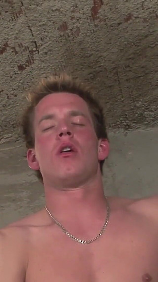 Exclusive video Bareback: Hot compilation of hot gay boys anal fucking