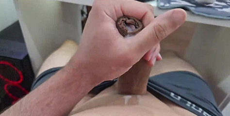 Handjoing a Very Hot