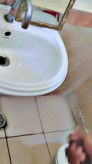 Mastervation in Washroom