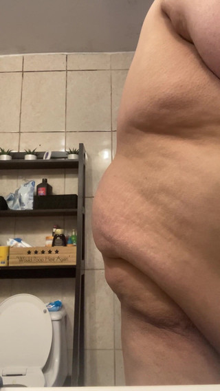 I Need a Man to Shower Me and Play with My Tits