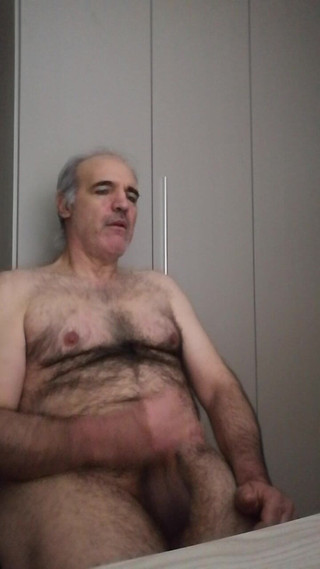 You Love How Davide's Cock Wanks