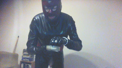 Latexpeti Wear Latex Catsuit,gloves and Smoking