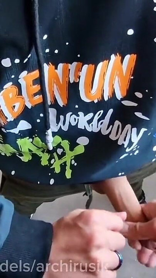 A Construction Worker Gets Fucked on a Construction Site by a Random Passerby!