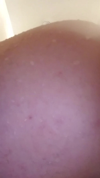 CD Michelle in Shower Close up Bent Ass 9 Sec