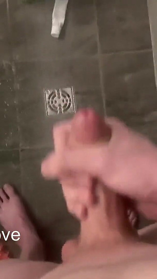 College Boy Jerking and Cumshot in the Shower