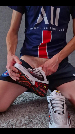 Squeezed My Dick Between Sneakers and Massive Cum