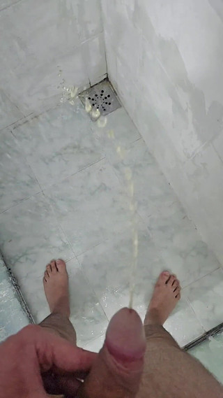 Pee in the Shower - Fetish
