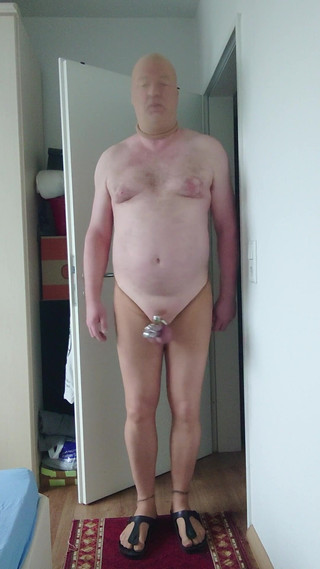 I'm Carmen Nylonjunge with a Stocking Mask