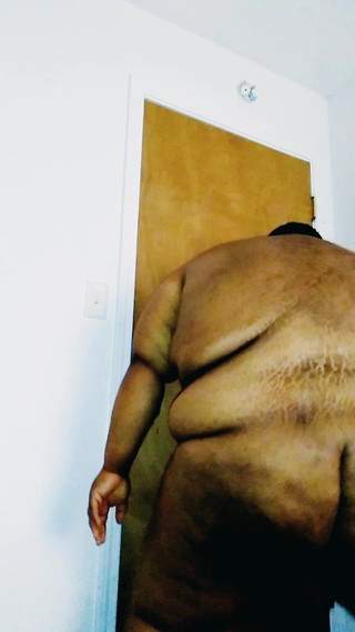 Twerking My Ass For Stepdaddy