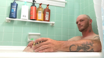 Jerking in the Bath Tub