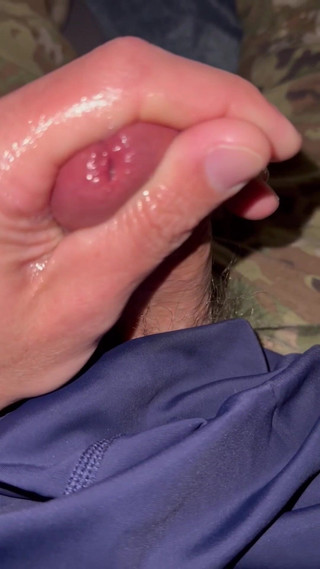 Army Soldier Shows His Musky Size 12 Feet While Jerking His Hard Cock in Uniform