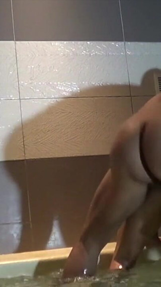 Webcam in jacuzzy with Viktor rom and aymeric deville